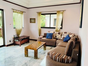 Villa, Garden View | Living area