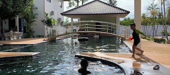 CET Resort & Rayong Padelcenter