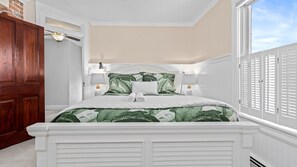 4 bedrooms, iron/ironing board, WiFi, bed sheets - Charming North End OC Beach House 4BR/3BA (Ocean City)