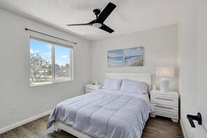 2 bedrooms, WiFi, bed sheets