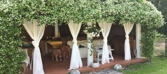 Spacious Flat with Pool & 36.000m2 Garden