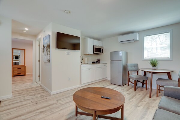 3 Mi To Beaches: Peaceful Wareham Getaway - Wareham, MA