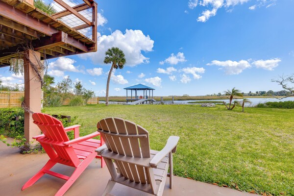 Waterfront Jacksonville Gem W/ Dock + Game Room! - Little Talbot, Jacksonville
