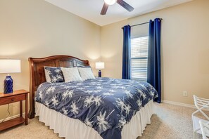Apartment (3 Bedrooms) | Interior - Direct Guadalupe River Access! Hill Country Condo (New Braunfels)