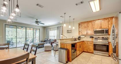 'rio Vista' Condo: Direct Guadalupe River Access!