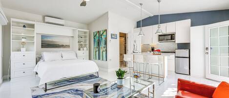 Apartment (0 Bedroom) | Front of property