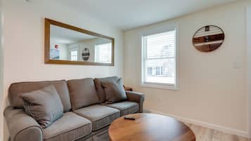 Apartment (1 Bedroom) | Interior