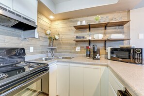 Apartment (1 Bedroom) | Interior