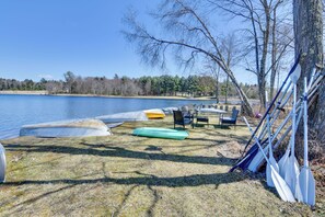 Apartment (2 Bedrooms) | Interior - Kayaks & Canoes: Lake-view Retreat in Ellenville! (Ellenville)