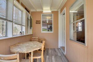 Casa (2 Bedrooms) | Interior