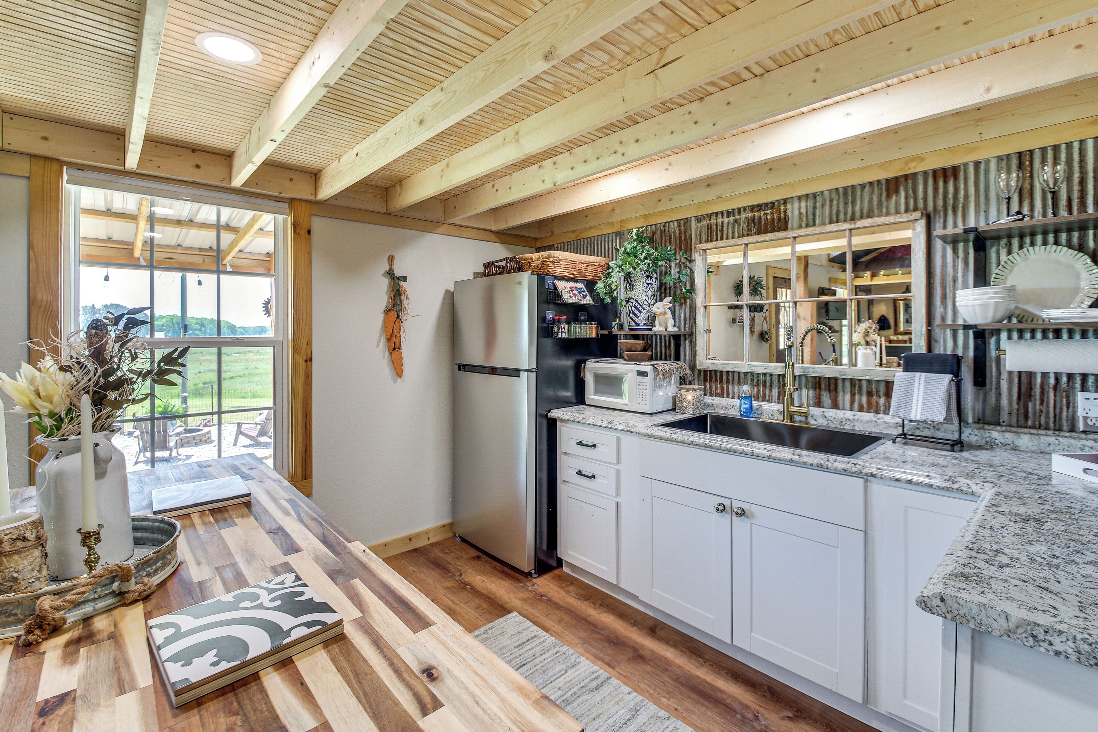 Apartment (0 Bedroom) | Interior