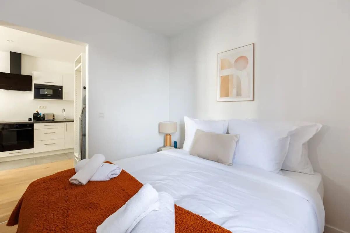Classic Studio (0 Bedroom)
