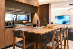 2 bedrooms - MGK Luxury Suites With a Private Pool Ligaria (Malevizi)