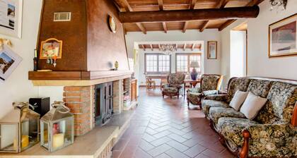 Villa with Private Pool and Breathtaking View – Ideal for Families & Friends