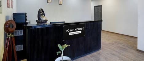 House | Reception