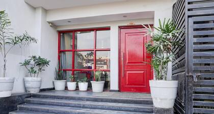 Mordern Stays Near Ekana Stadium Lucknow