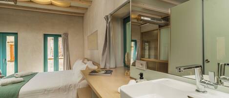 Deluxe Apartment | Living area