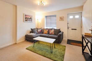 テレビ、書斎 / ワークスペース