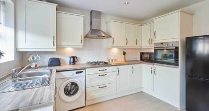 Host & Stay | Happy Home