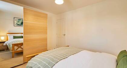 Host & Stay | Happy Home