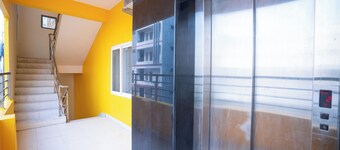 Yellow Bells Signature