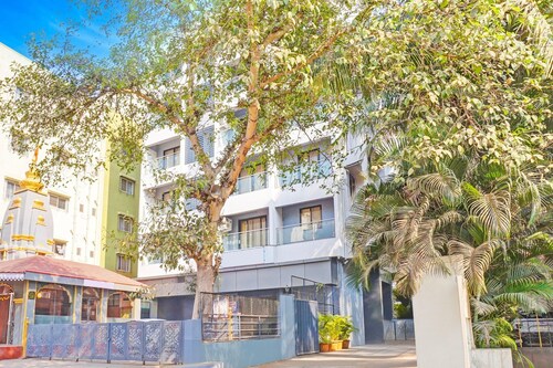 Cosy Stays at Rosedale by Reliance Guest House