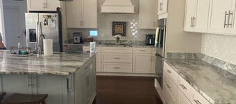 “Nice Catch” Spacious 5-bedroom house in peaceful Appling