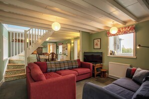 Living area - Taigh Phinc (Isle of North Uist)