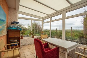 Dining - Taigh Phinc (Isle of North Uist)