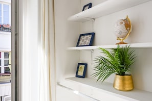 Interior - Cosy & Bright Studio Apartment in République,Paris (Paris)