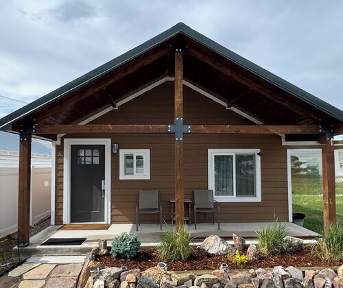 Cozy Cabin with Style