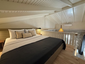 Premium Loft