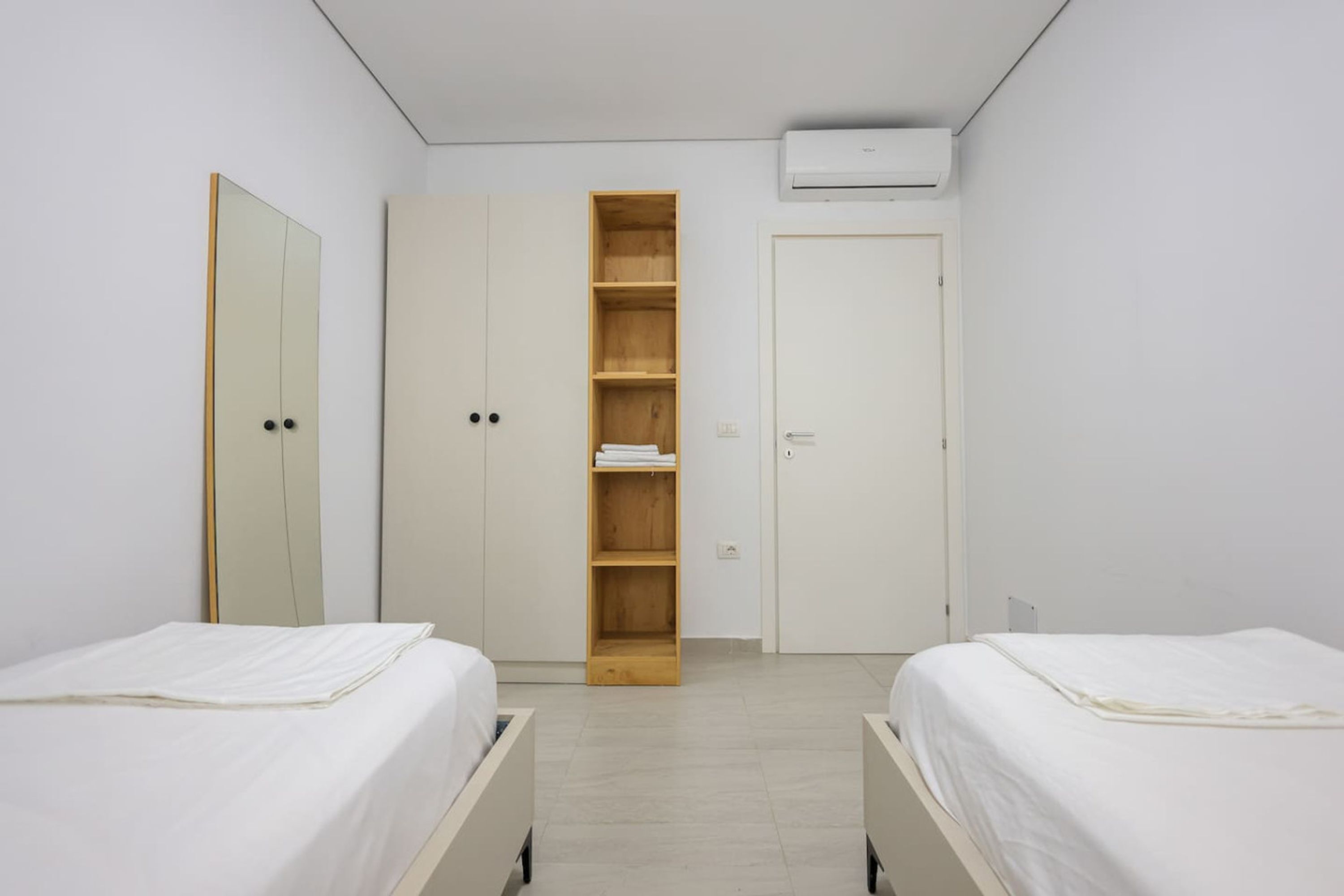 2 عدّة غرف نوم