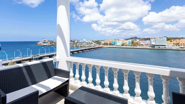 Unclassified image, 1 of 24, button - Chic City View Residence by the Bay (Willemstad)
