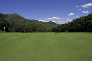 House, 4 Bedrooms | Golf