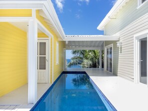House, 3 Bedrooms | Pool - Casa Afortunada 4 Bedroom Home (Roatan)