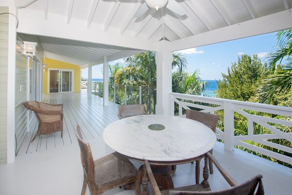 House, 3 Bedrooms | Outdoor dining