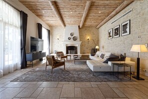 Smart TV, fireplace, printers - PRESTIGE VILLA BASSIN 15X5 AIR-CONDITIONED (Saint-Rémy-de-Provence)