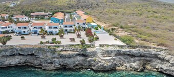 Bon Azul 5A Ocean Resort