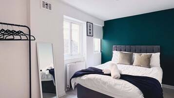 3 chambres, fer et planche Ă repasser, Wi-Fi gratuit, draps fournis