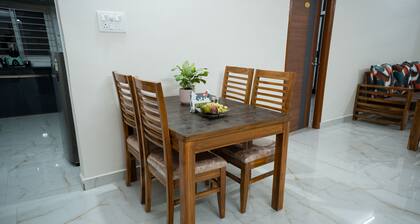 Yellow Bells Serviced Apartments Hitech City