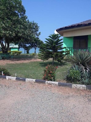 Room, 1 Bedroom, Accessible, Smoking | Exterior