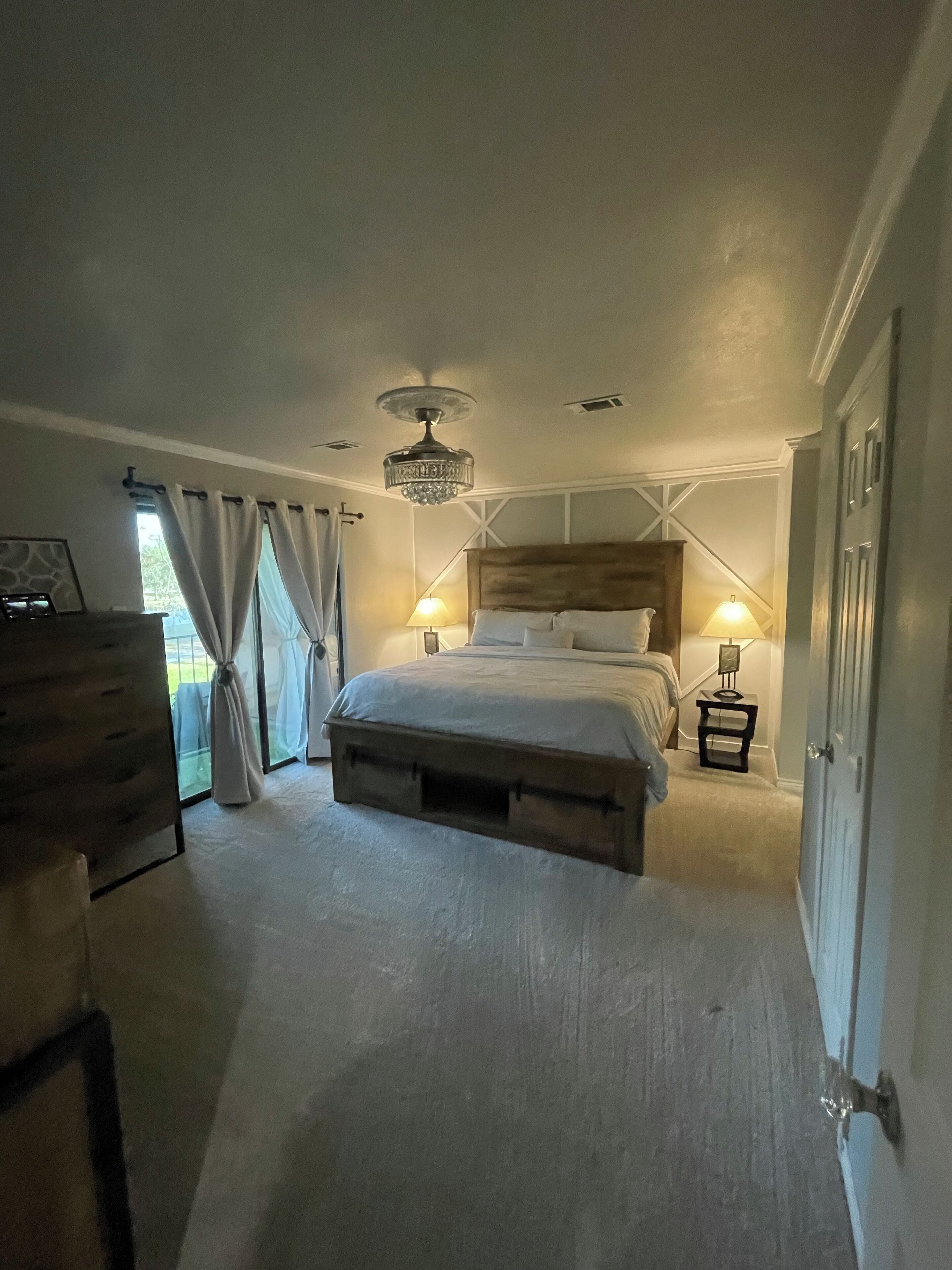 2 多间卧室、熨斗/熨衣板、WiFi、床单