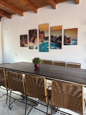 Dining - 3-bedroom apartment in lovely Posadas with AC, WiFi. Enjoy your stay (Posadas)