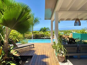 Pool - Villa Acacias, 4-bedroom villa with swimming pool in lovely L'Étang-Salé (L'Étang-Salé)