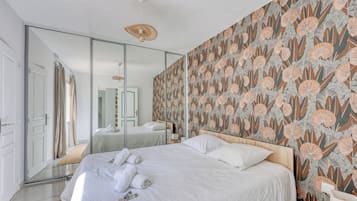3 chambres, fer et planche Ă repasser, Wi-Fi, draps fournis