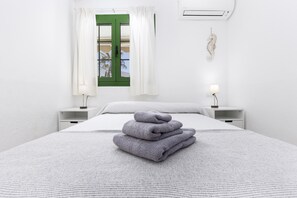 1 bedroom, iron/ironing board, WiFi, bed sheets - Home2book El Cotillo Beach & Terrace Escape (El Cotillo)