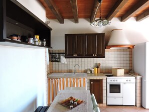 Four, plaque de cuisson