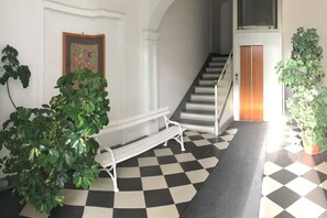 Interior entrance - YourHome - Villa Falconieri Sorrento (Sant'Agnello)