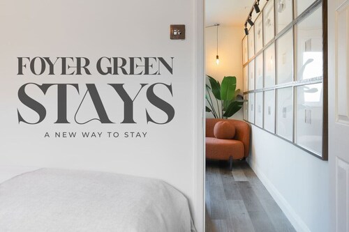 Stylish 1-Bed Apt | Free Parking | Near Heathrow & Local Station